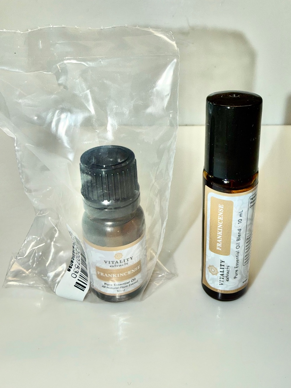 Vitality Extracts Frankincense Pure Essential Oil 2 pc 10 ml Roll On + 10 Bottle